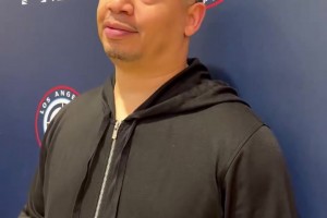 泰伦·卢：防库里真让人头疼，稍不注意他就能砍50分，必须要限制他三分